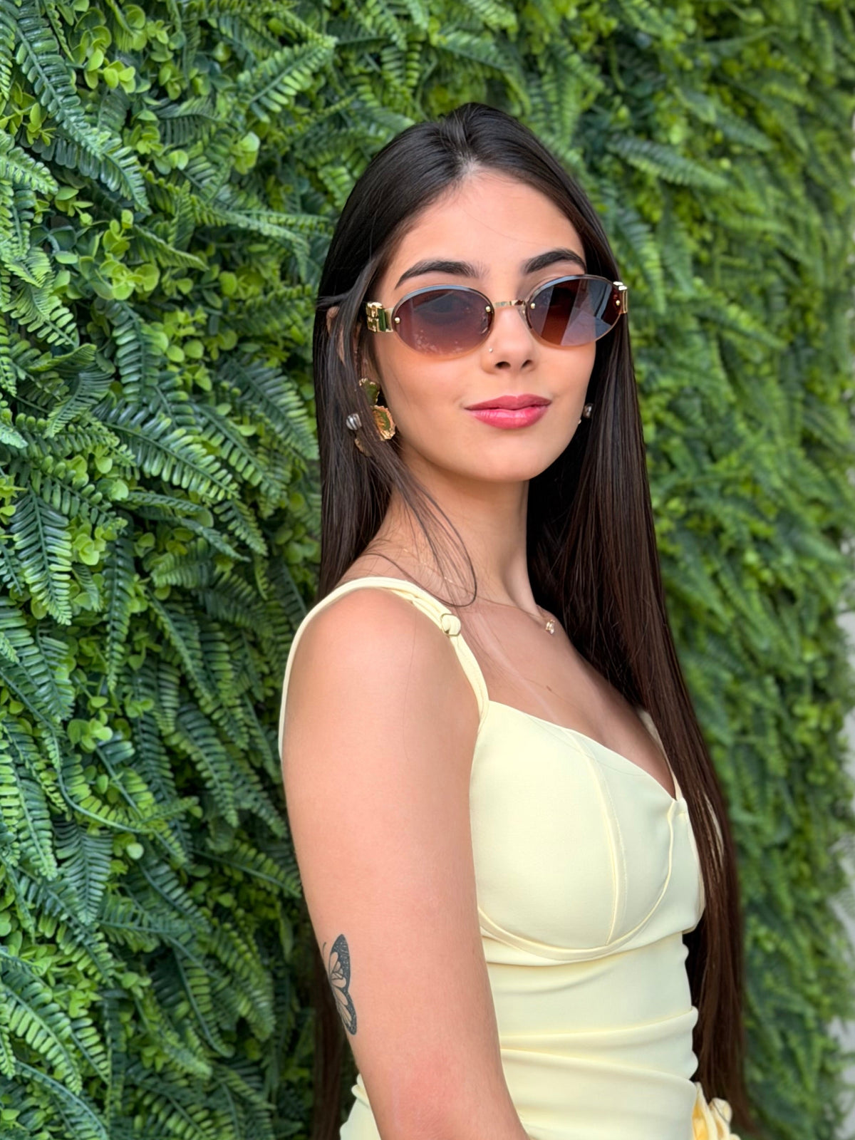 ÓCULOS DE SOL MIUMIU